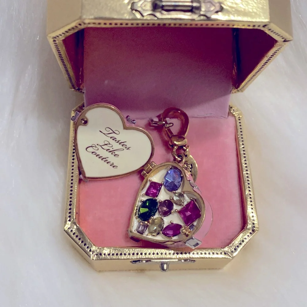 🩷PRICE IS FIRM🩷Juicy Couture LE Chocolate Box Charm